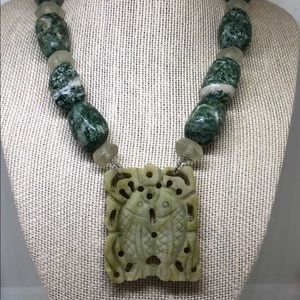 Green Stone Necklace ♓️